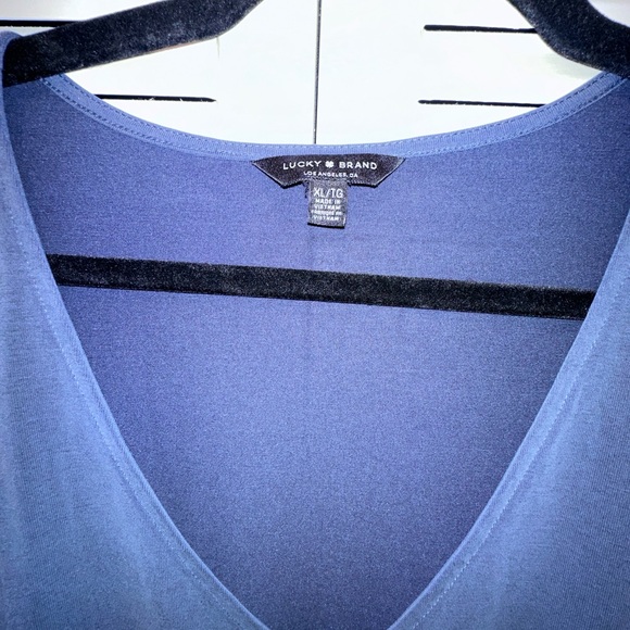 Lucky Brand Blue V-Neck baby doll Women's Top - Picture 3 of 4